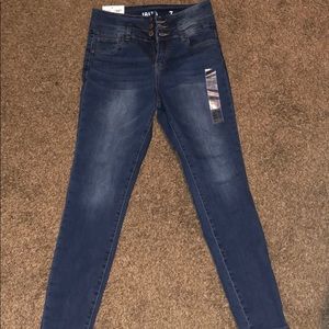 High waisted skinny jeans